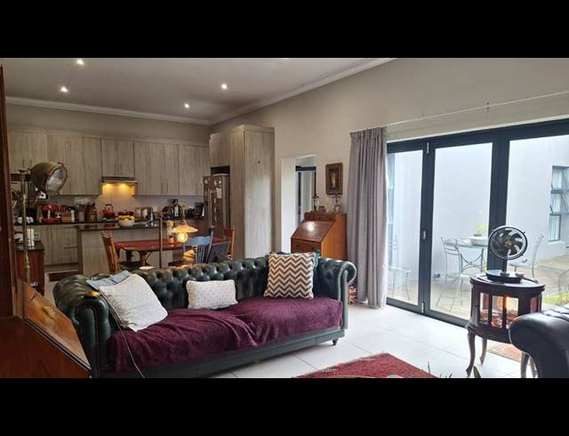 3 BEDROOM PROPERTY TO RENT IN MIDSTREAM RIDGE